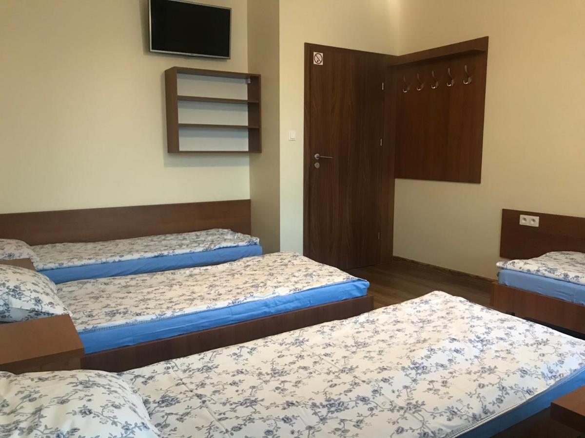 Anna Noclegi Raszyn Esterno foto